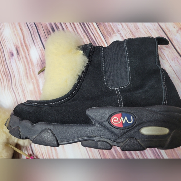 FABULOUS vintage Emu platform booties! 😍 - Picture 5 of 12